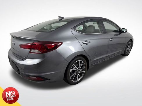 Used 2019 Hyundai Elantra Limited w/ Cargo Package image 3