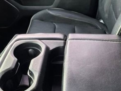 Used 2019 RAM 1500 Laramie AWD/4WD image 22