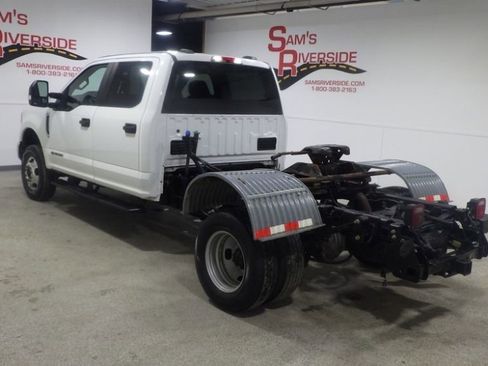 Used 2022 Ford F350 XL w/ STX Appearance Package image 2