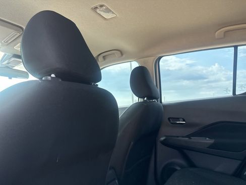Certified 2024 Nissan Kicks SV FWD image 32
