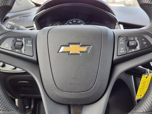 Used 2019 Chevrolet Trax LS w/ Tint and Cruise Package image 13