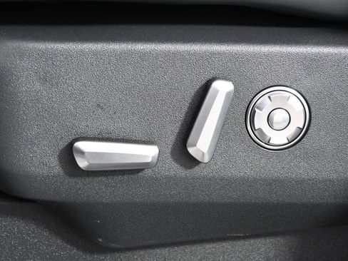 New 2025 Lincoln Navigator Reserve w/ Jet Appearance Package image 14