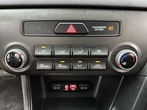 Used 2017 Kia Sportage LX AWD/4WD image 18
