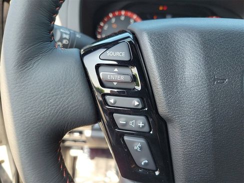 New 2025 Nissan Frontier PRO-4X w/ Pro Premium Package image 5