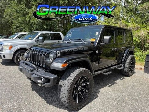 Used 2019 Jeep Wrangler Unlimited Sahara w/ Quick Order Package 24M Moab AWD/4WD image 1