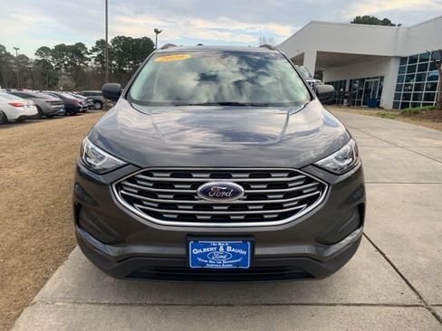 Used 2020 Ford Edge SE image 8