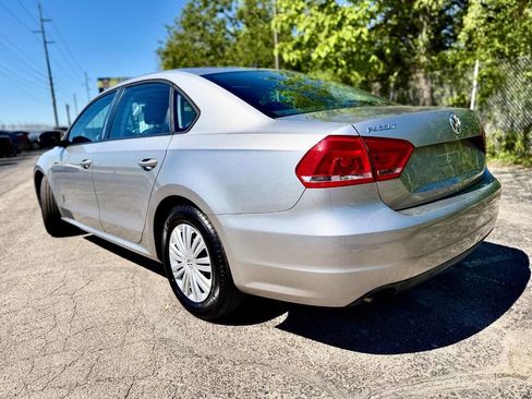 Used 2014 Volkswagen Passat 1.8T S FWD image 3