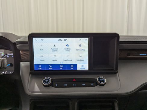 Used 2023 Ford Maverick Lariat w/ Lariat Luxury Package image 19