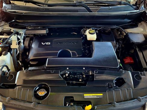 Used 2019 Nissan Pathfinder SL FWD image 27