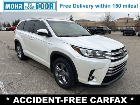 Used 2019 Toyota Highlander Limited Platinum image 3