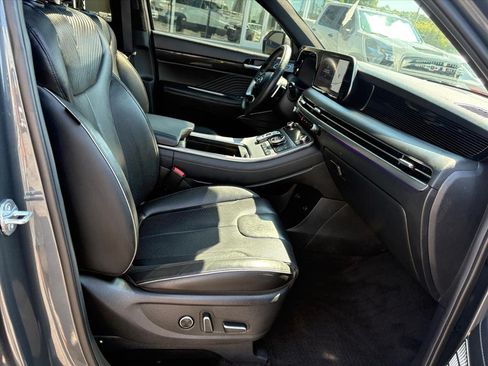 Used 2025 Hyundai Palisade Calligraphy AWD/4WD image 18