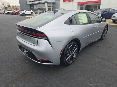 New 2026 Toyota Prius XLE image 3