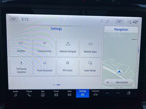 Used 2024 Ford F150 Lariat w/ Equipment Group 502A High image 38