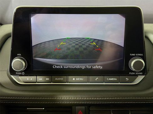 Used 2023 Nissan Rogue SV AWD/4WD image 15