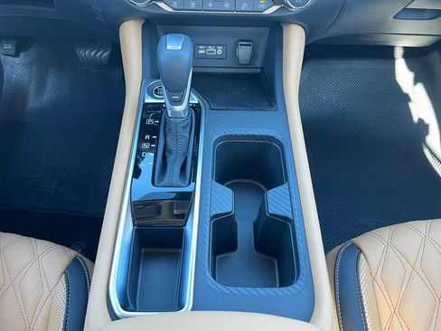 New 2025 Nissan Sentra SV w/ SV Premium Package image 11