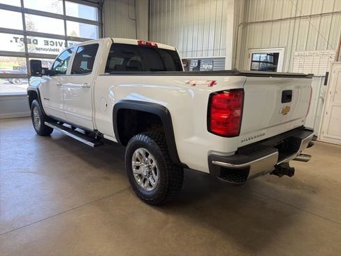 Used 2017 Chevrolet Silverado 2500 LT AWD/4WD image 8