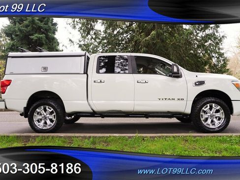 Used 2021 Nissan Titan SV w/ SV Convenience Package AWD/4WD image 8