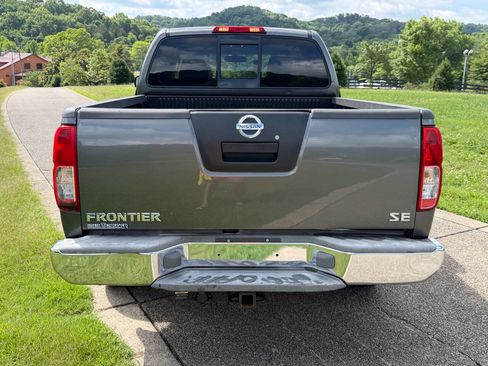 Used 2006 Nissan Frontier SE RWD image 20