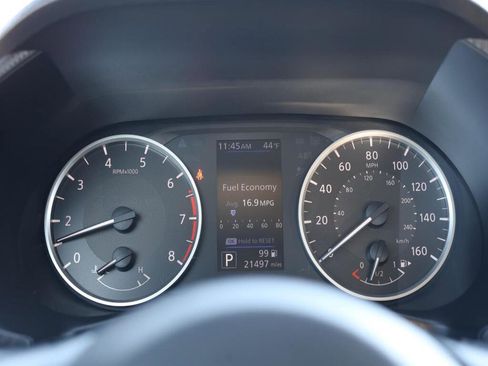 Used 2020 Nissan Sentra S image 11