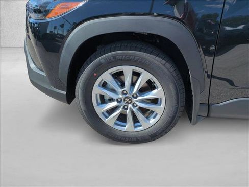 New 2026 Toyota Corolla Cross LE FWD image 10