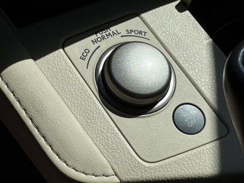 Used 2017 Lexus ES 350 w/ Navigation System Package FWD image 20