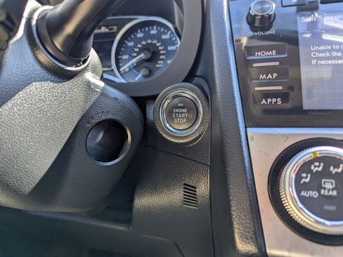 Used 2017 Subaru Crosstrek 2.0i Limited image 18