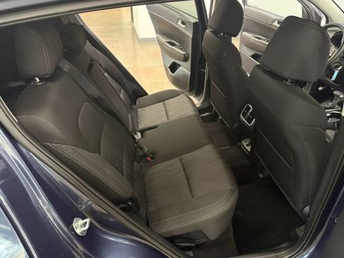 Used 2021 Kia Sportage LX FWD image 12