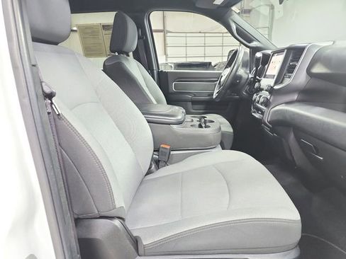 Used 2022 RAM 2500 Big Horn w/ Cold Weather Group image 34