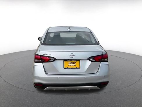 Used 2025 Nissan Versa SV FWD image 13