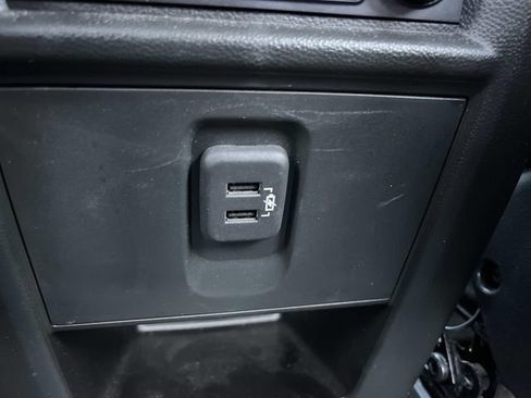 Certified 2023 Chevrolet Traverse LT FWD image 18