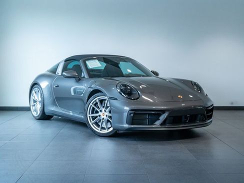 Certified 2023 Porsche 911 Targa 4 GTS AWD/4WD image 9