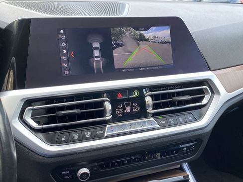 Used 2020 BMW 330i xDrive Sedan w/ Convenience Package AWD/4WD image 43