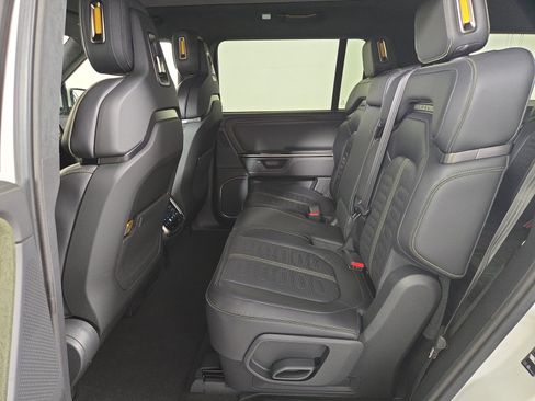 Used 2025 Rivian R1S Adventure AWD/4WD image 21