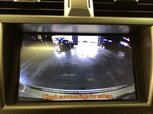 Used 2012 Lexus GX 460 w/ Comfort Plus Pkg AWD/4WD image 17