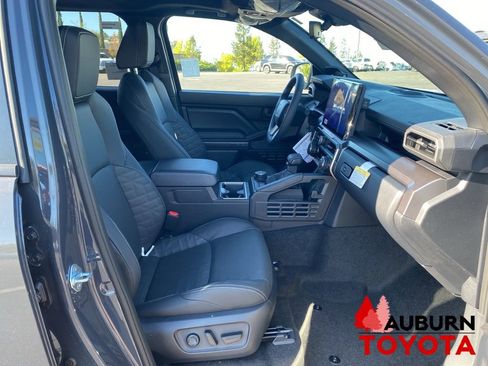 New 2026 Toyota 4Runner TRD Off-Road Premium AWD/4WD image 12