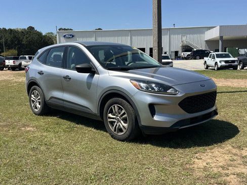Used 2021 Ford Escape S image 1