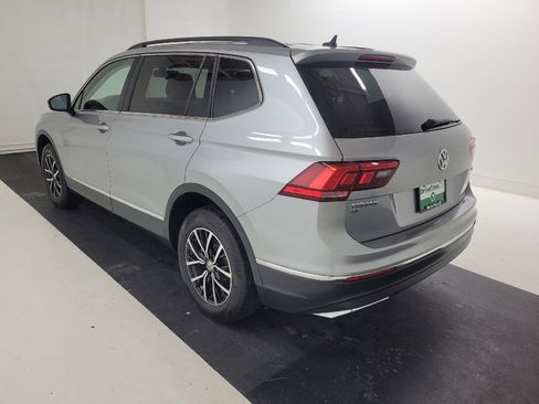 Used 2021 Volkswagen Tiguan SE AWD/4WD image 5