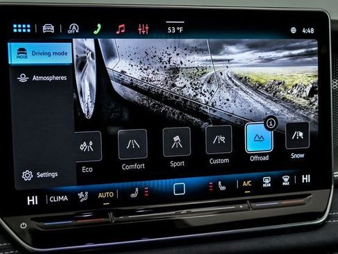 New 2026 Volkswagen Tiguan SE AWD/4WD image 17
