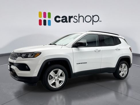 Used 2022 Jeep Compass Latitude w/ Convenience Group AWD/4WD image 1