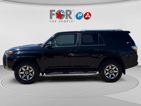 Used 2015 Toyota 4Runner SR5 RWD image 2