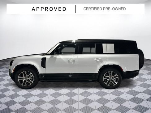 Used 2025 Land Rover Defender 130 X-Dynamic SE AWD/4WD image 2