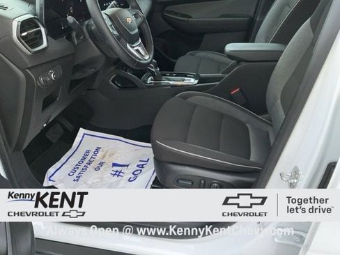 Certified 2025 Chevrolet TrailBlazer LT w/ Convenience Package image 21