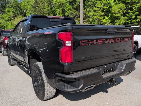 Used 2021 Chevrolet Silverado 1500 LT Trail Boss w/ Convenience Package II image 4