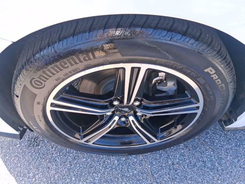 Used 2025 Ford Mustang Coupe image 7