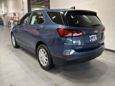 Used 2024 Chevrolet Equinox LS w/ LPO, Floor Liner Package FWD image 3