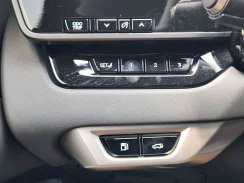 Used 2025 Lexus RX 350 Premium w/ Convenience Package FWD image 24