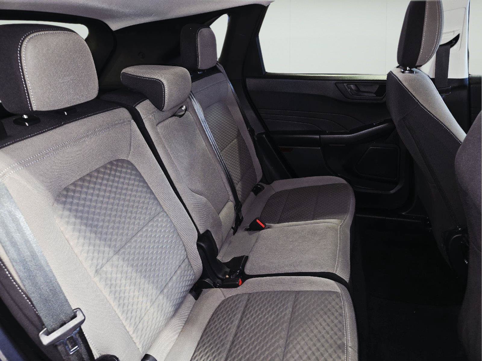 Used 2022 Ford Escape SE w/ Convenience Package FWD image 43