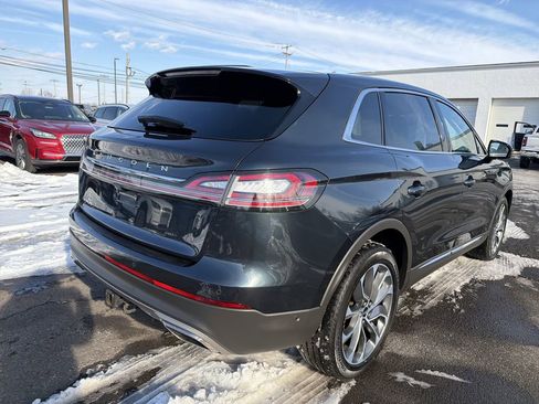 Certified 2022 Lincoln Nautilus Reserve w/ Equipment Group 201A image 5