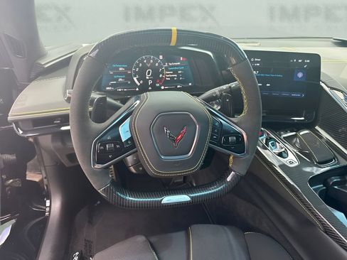 Used 2025 Chevrolet Corvette Z06 w/ Stealth Interior Trim Package RWD image 12