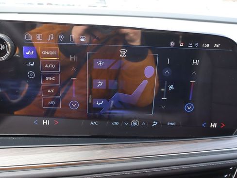 Used 2025 Chevrolet Tahoe LS image 13